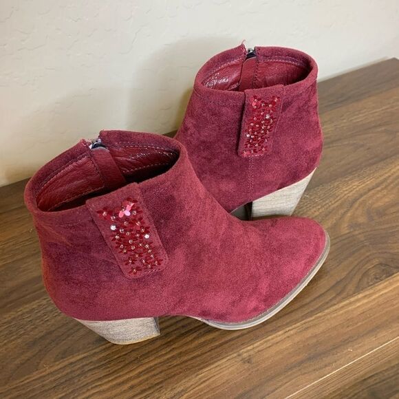 Tiara Cranberry Colored Boots with Sparkle Accent - Picture 7 of 7